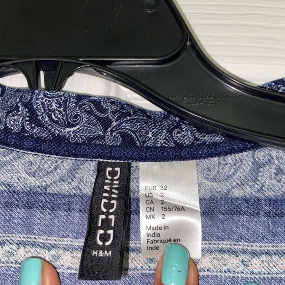 The Button Up Dress - Picture 3 of 5